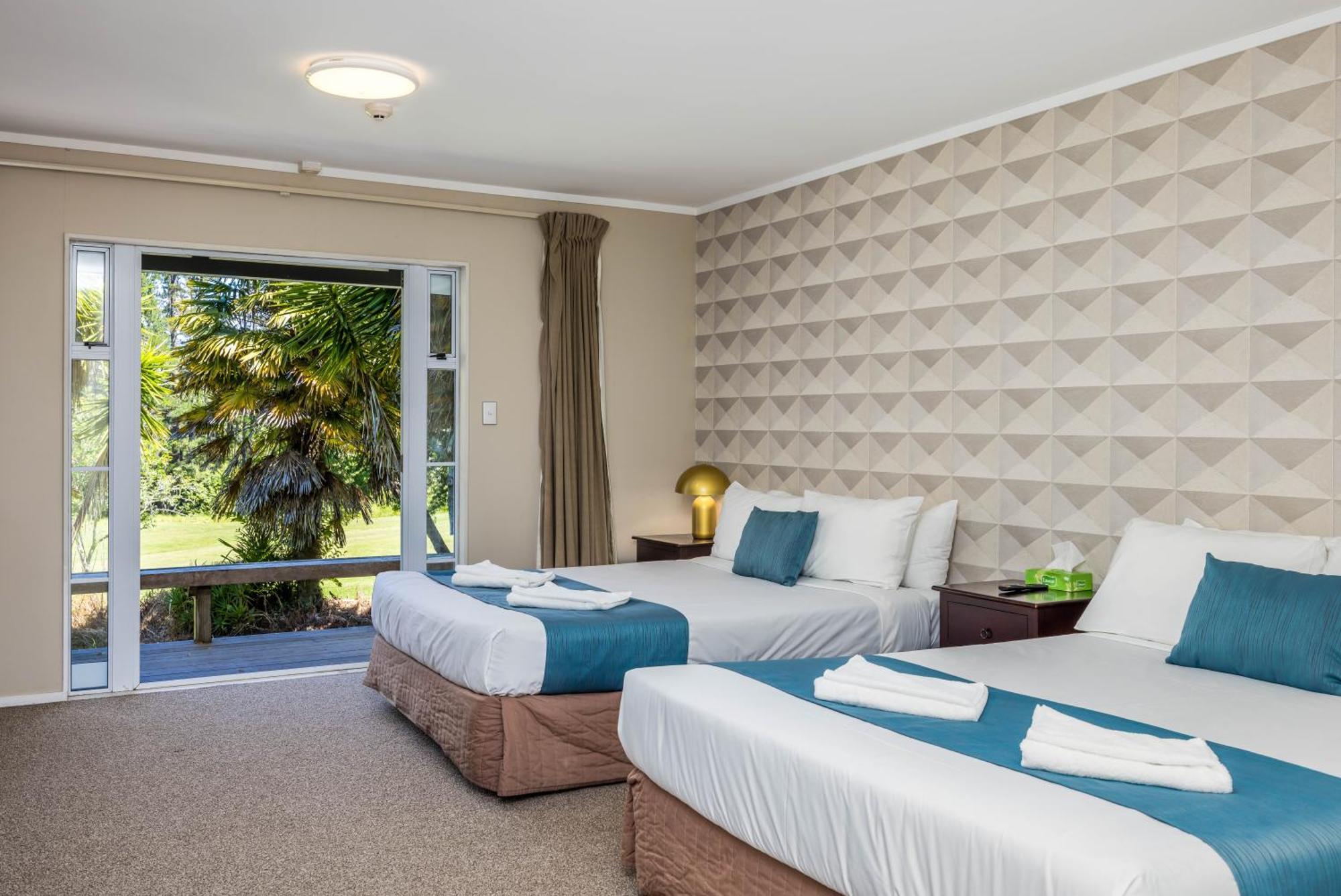Northridge Golf Resort Orewa Exteriör bild