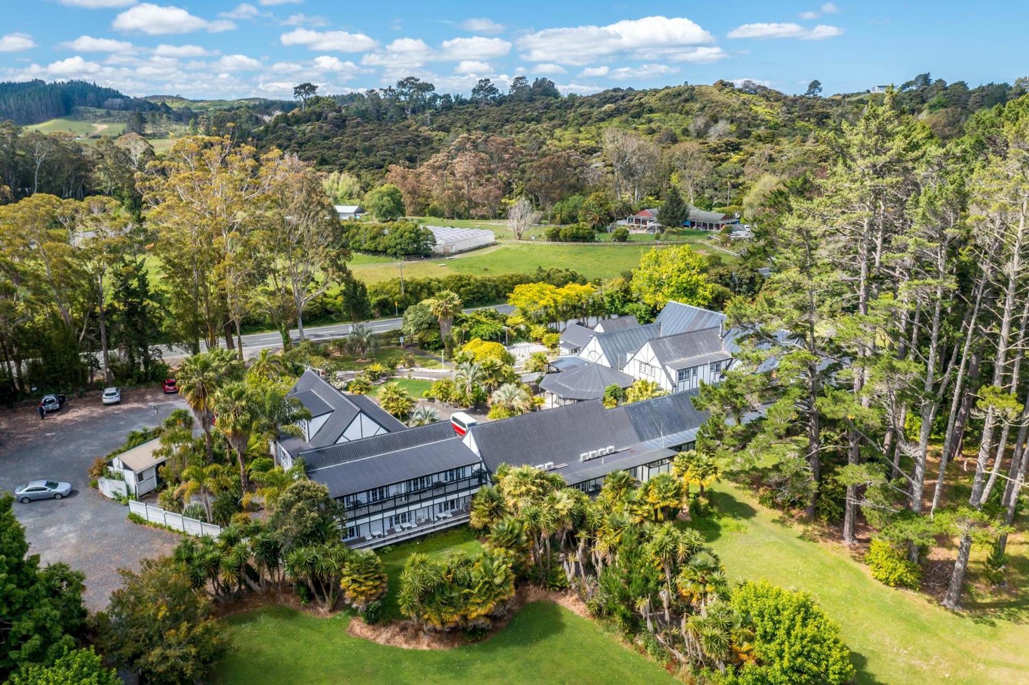 Northridge Golf Resort Orewa Exteriör bild