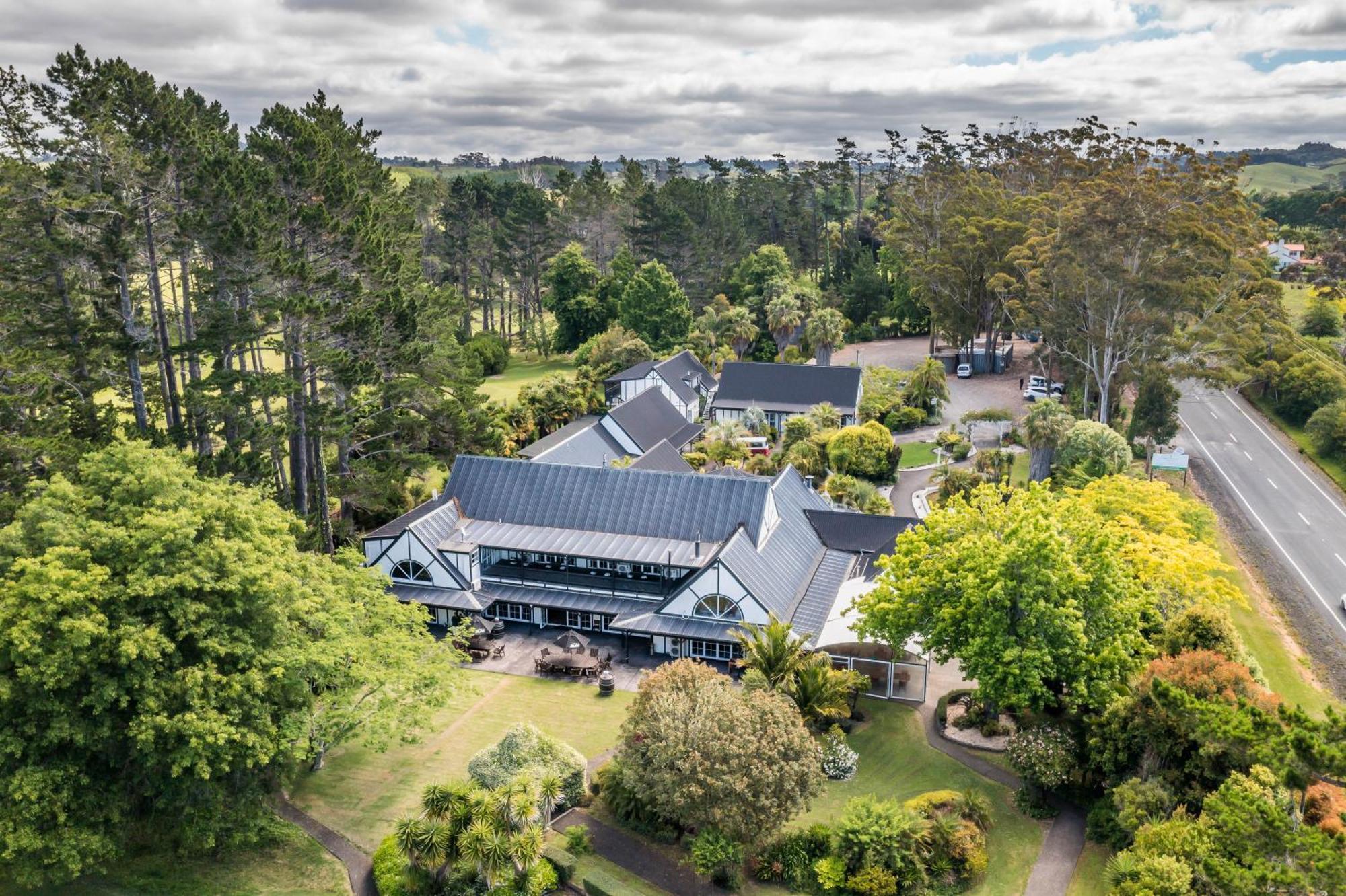 Northridge Golf Resort Orewa Exteriör bild