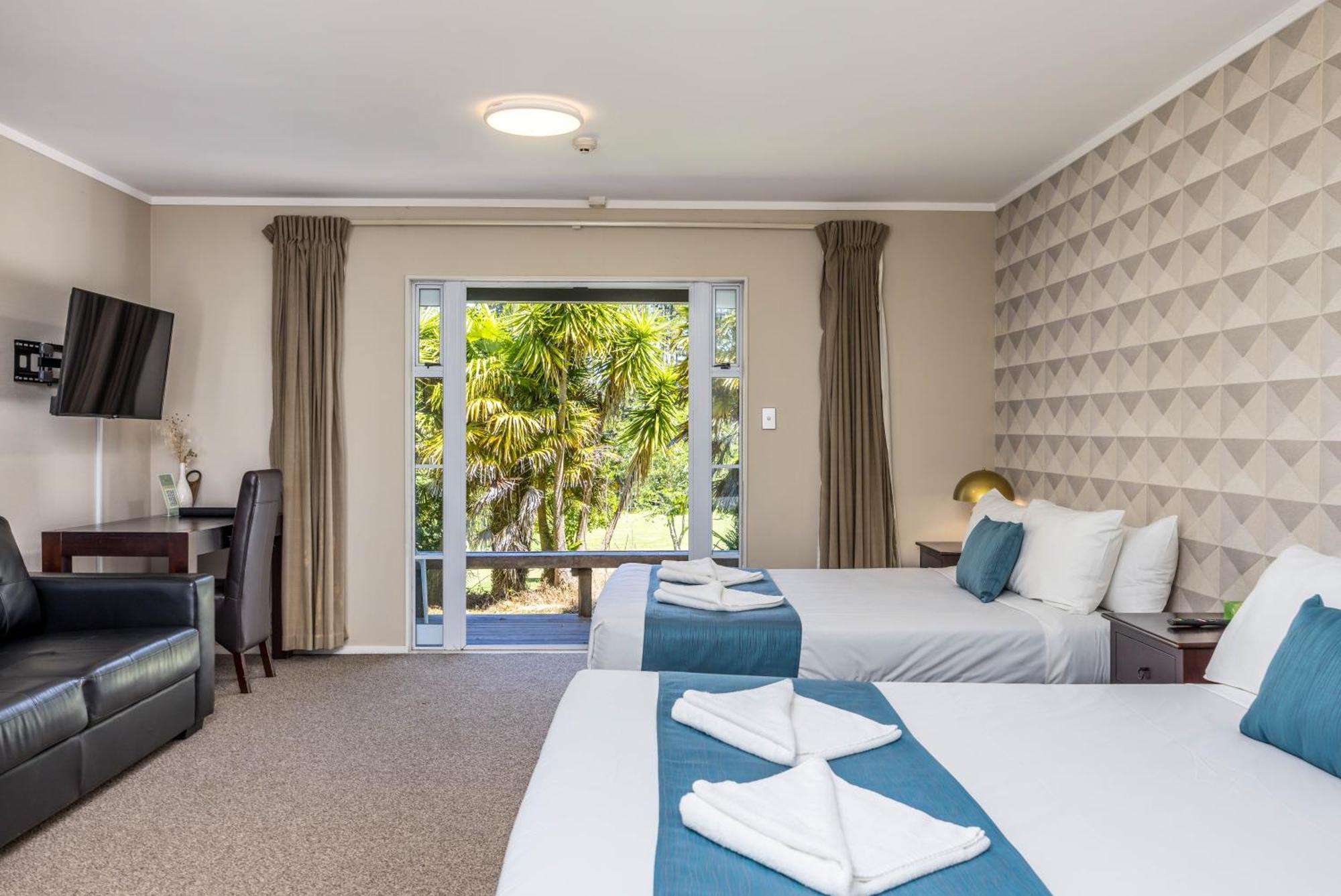 Northridge Golf Resort Orewa Exteriör bild